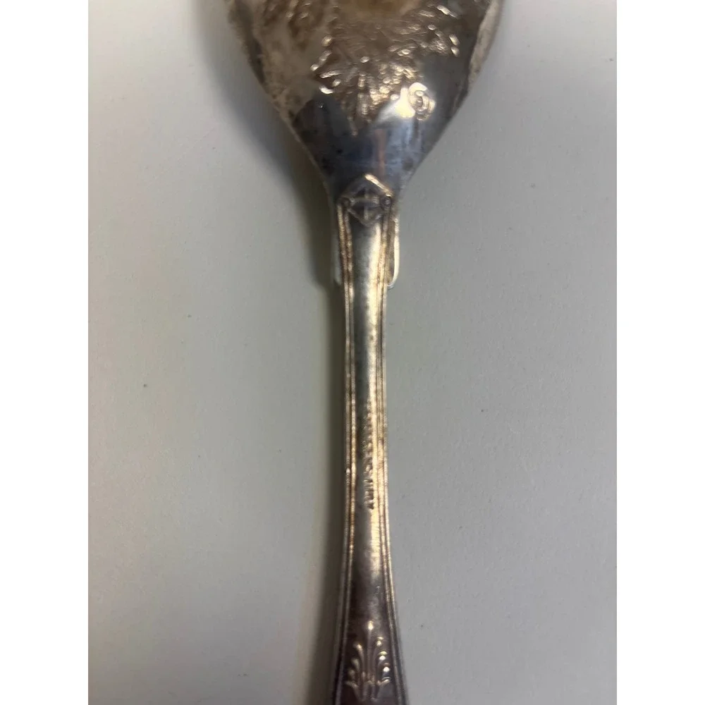 Vintage Leonard Silverplate Italy Salad Serving Set Embossed Fruit Shell Handle